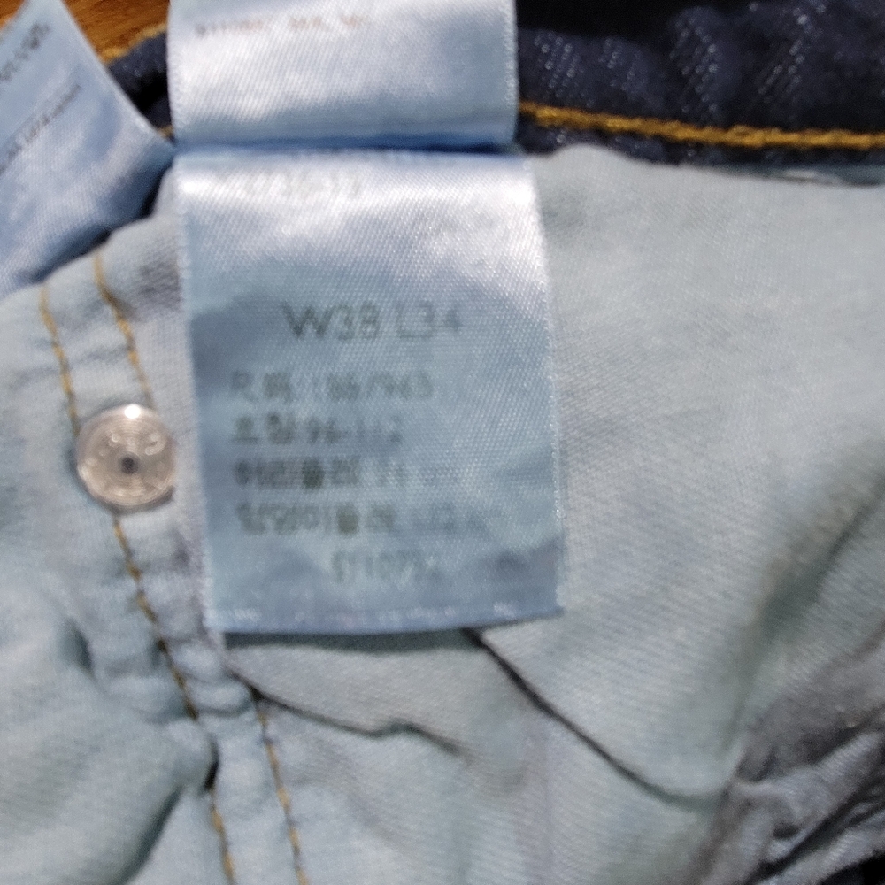 Levi's Men's Indigo Relaxed Jeans - Picture 2 of 5